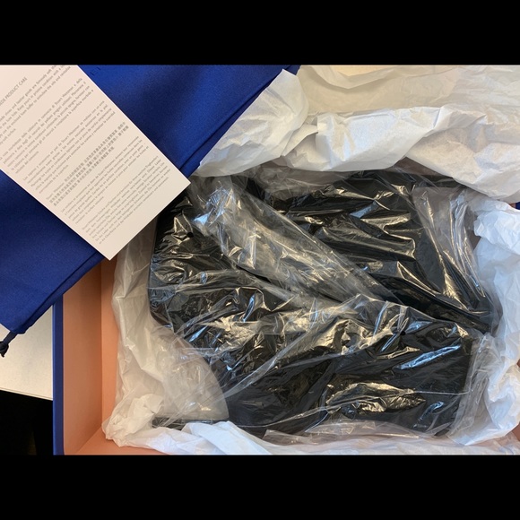 Stuart Weitzman Wren 95 Suede Ankle Boots - Picture 3 of 5